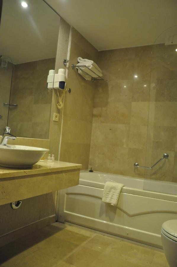 Happy Inn Gebze Hotel מראה חיצוני תמונה